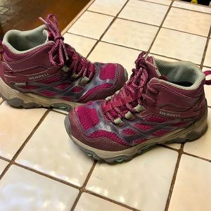 Pink KIDS waterproof Merrell Moab fst hiking boots size 12M.